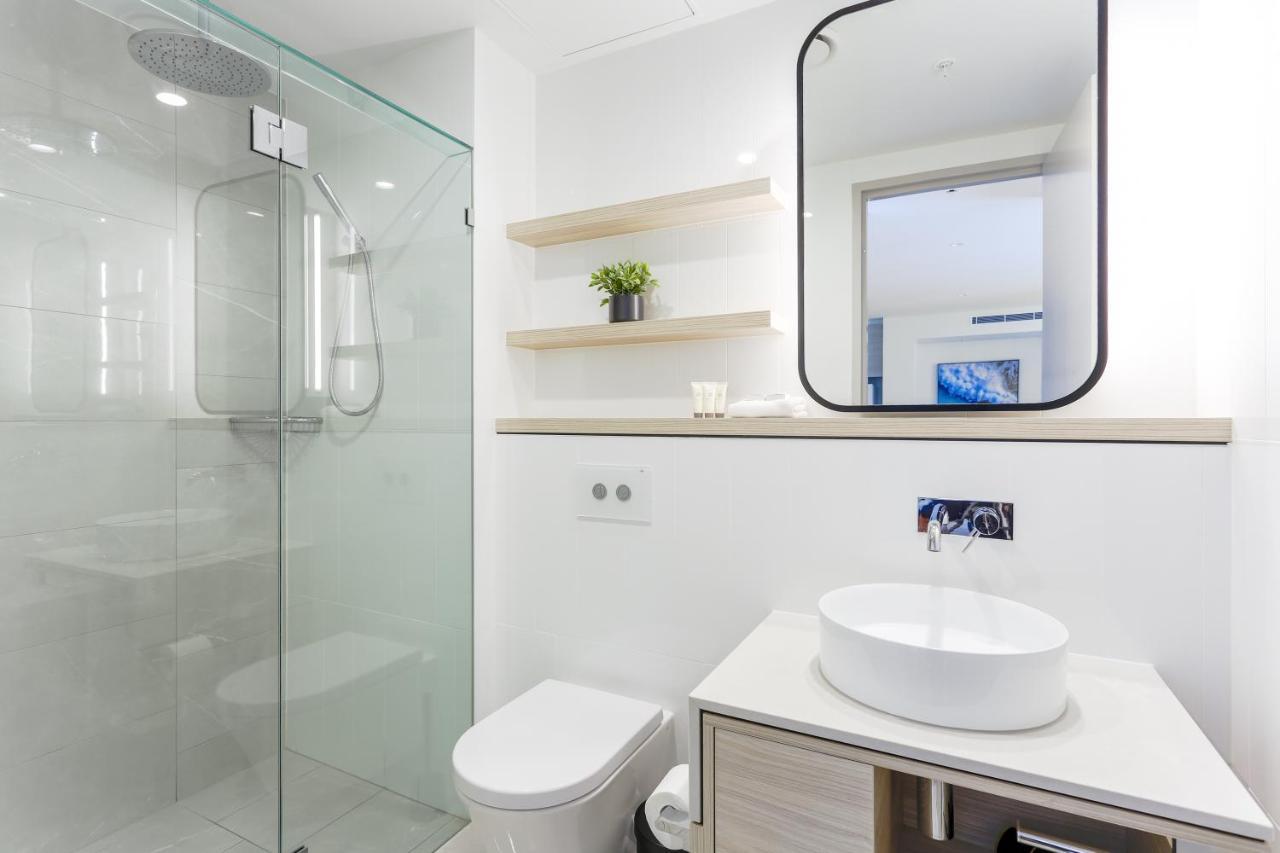 Sea View Beachfront Apartment In Surfers Gold Coast Dış mekan fotoğraf